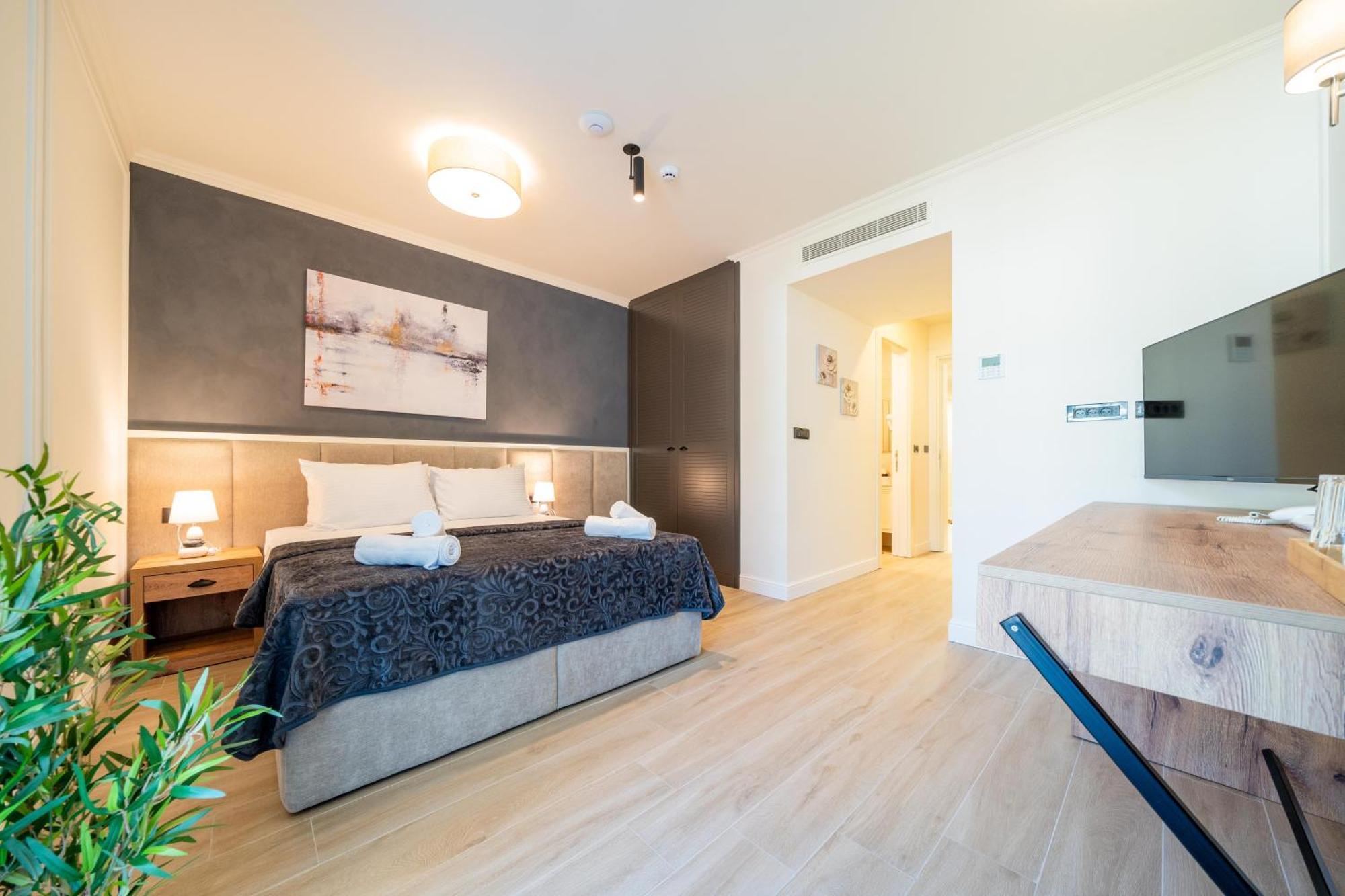 Invictus Hotel Budva Exterior photo